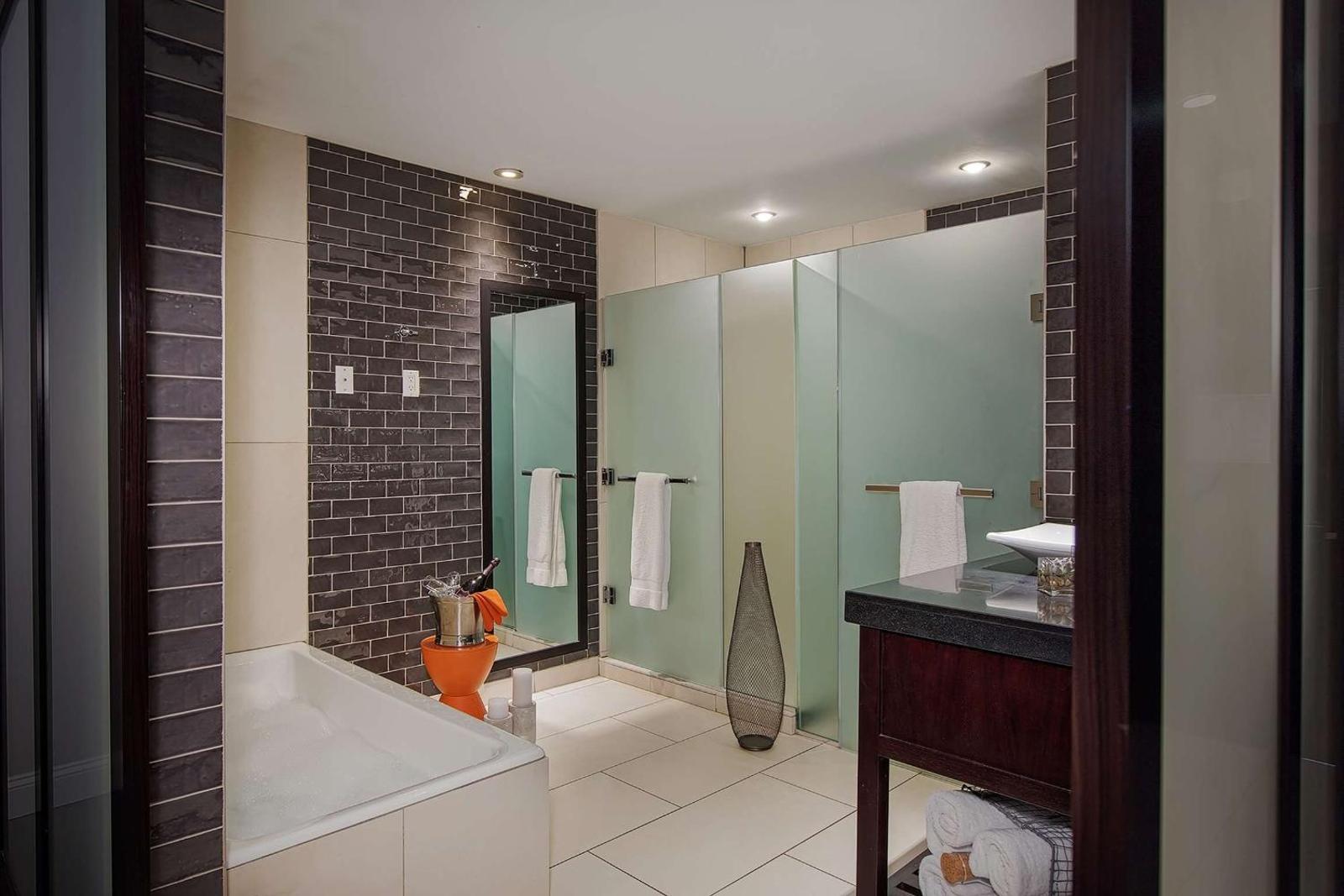Ravel Hotel, A Trademark Collection Hotel