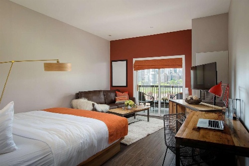 Ravel Hotel, A Trademark Collection Hotel image 2